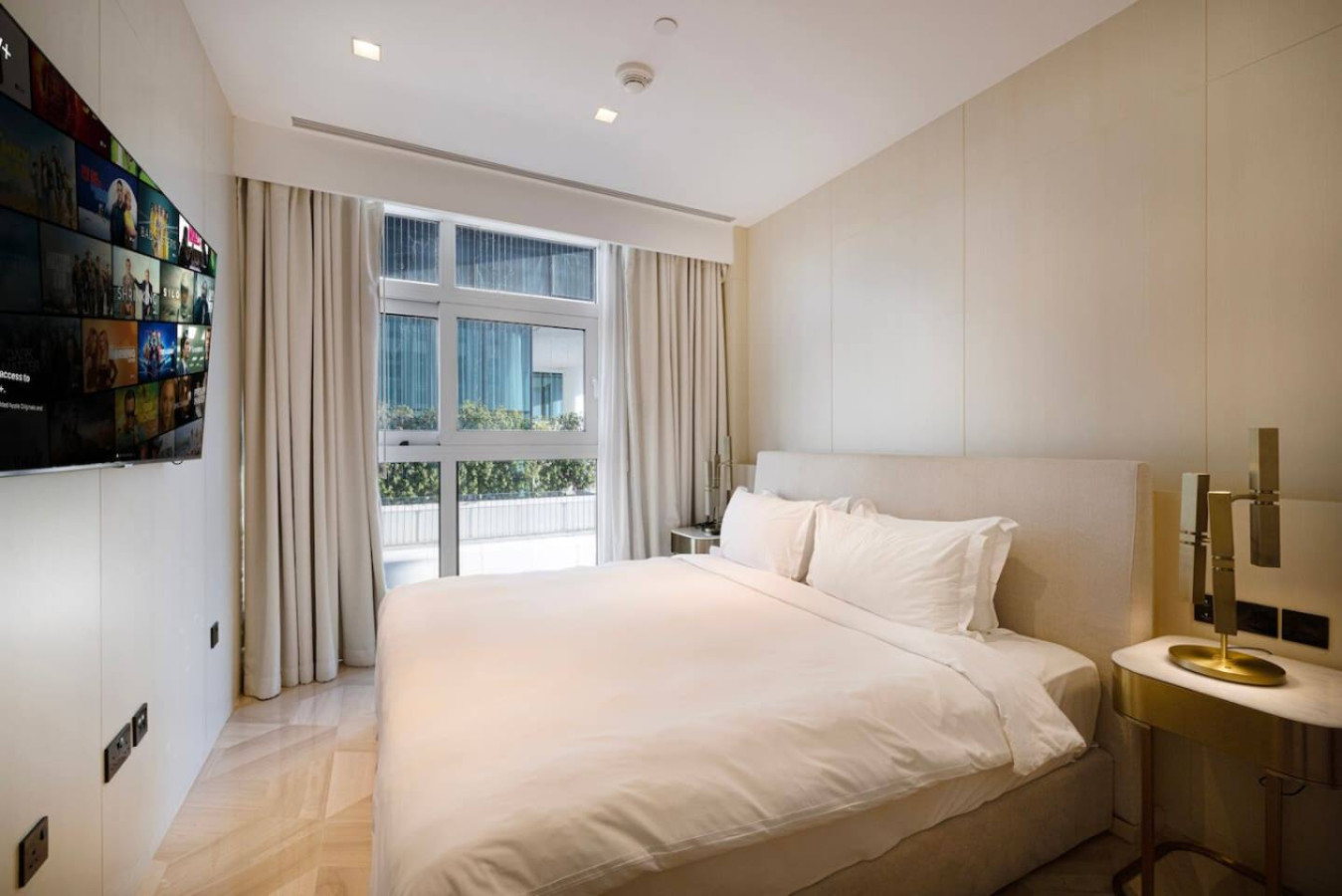 FIVE Palm Luxury 2BR with Sea View image 15