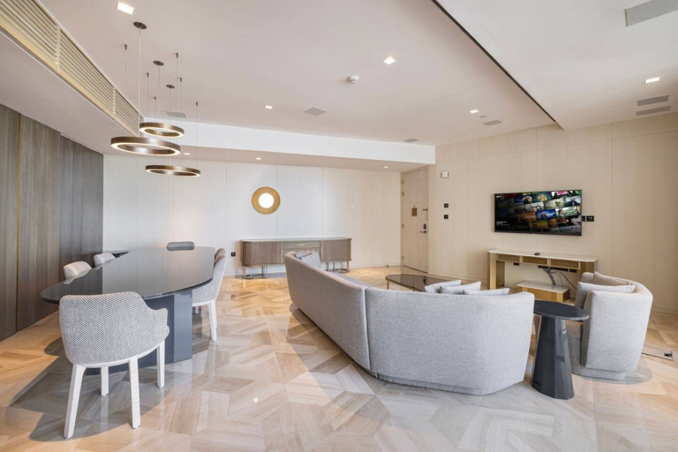 FIVE Palm Luxury 2BR with Sea View image 8