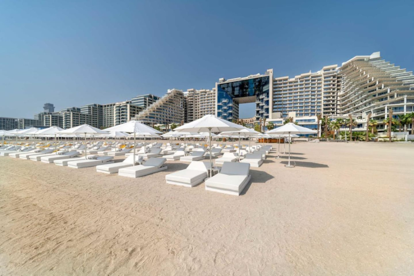FIVE Palm Luxury 2BR with Sea View image 23