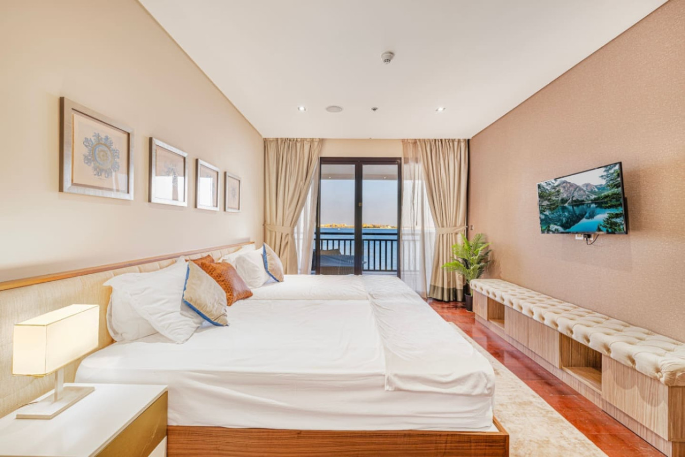 Luxury 2BR at Anantara Burj View image 17