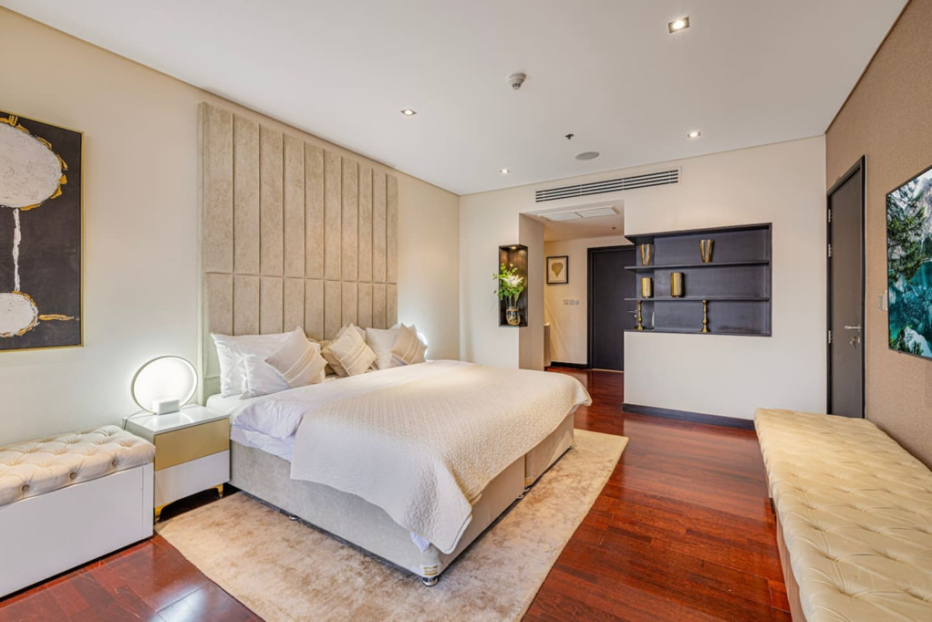 Luxury 2BR at Anantara Burj View image 26