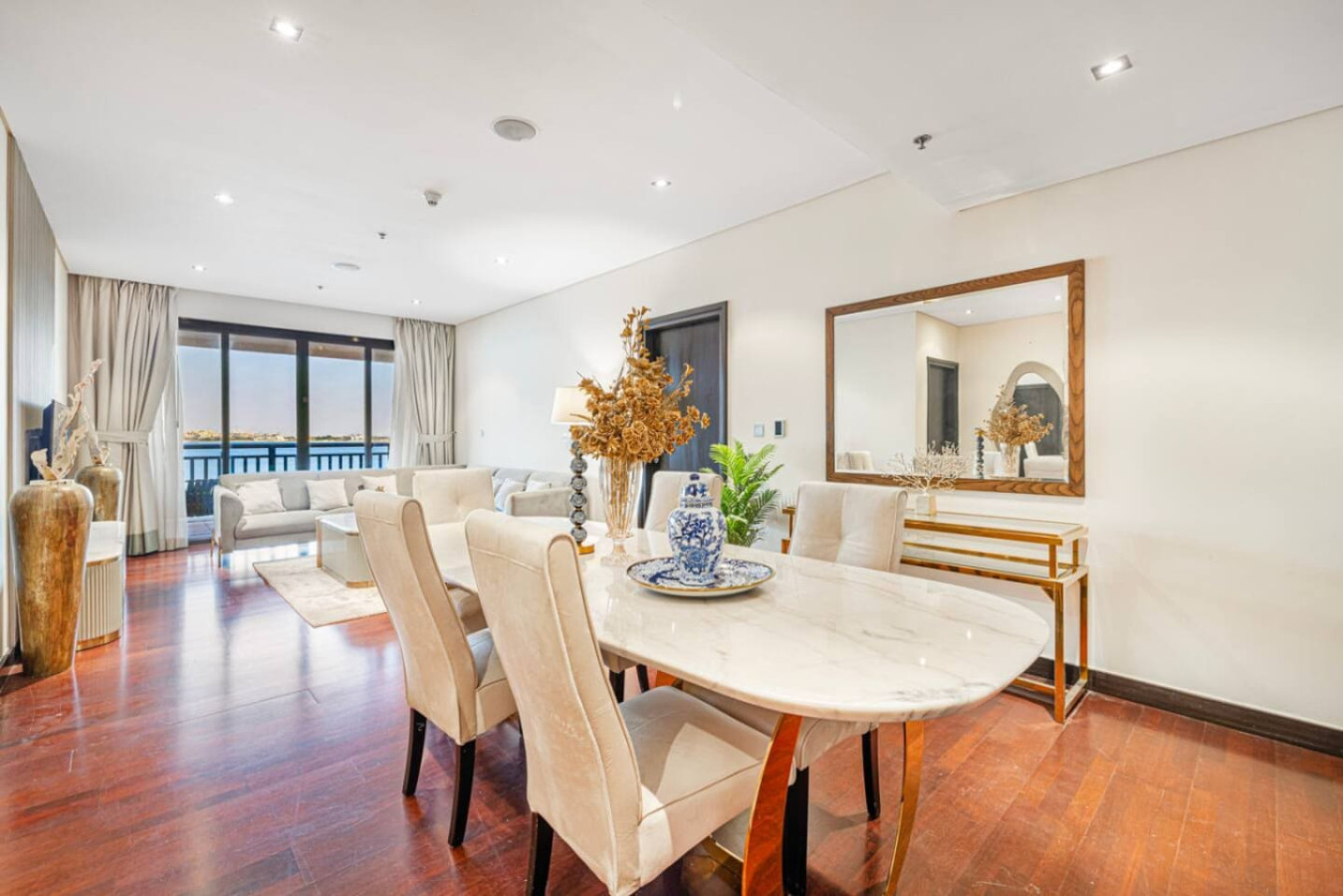 Luxury 2BR at Anantara Burj View image 8