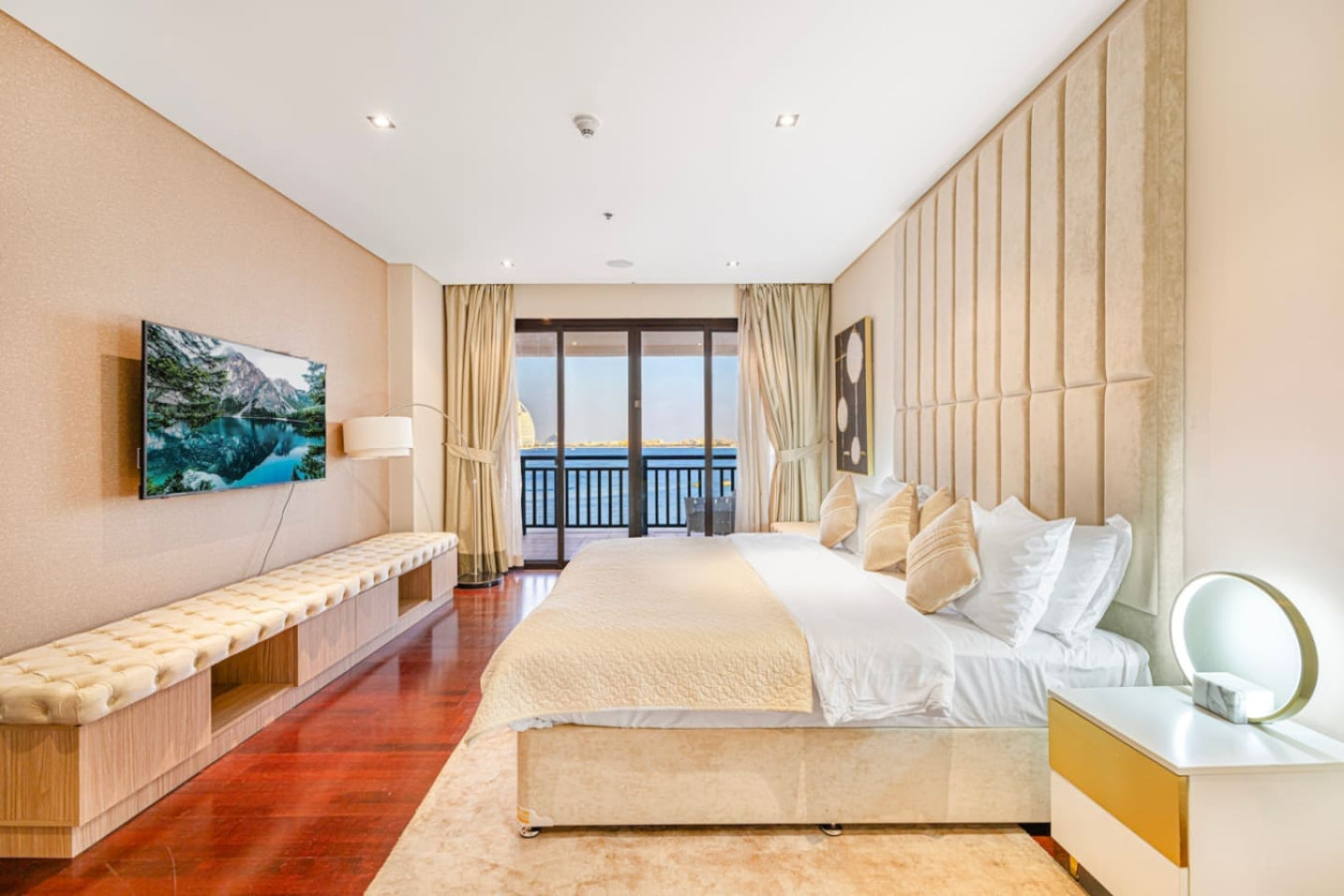 Luxury 2BR at Anantara Burj View image 25