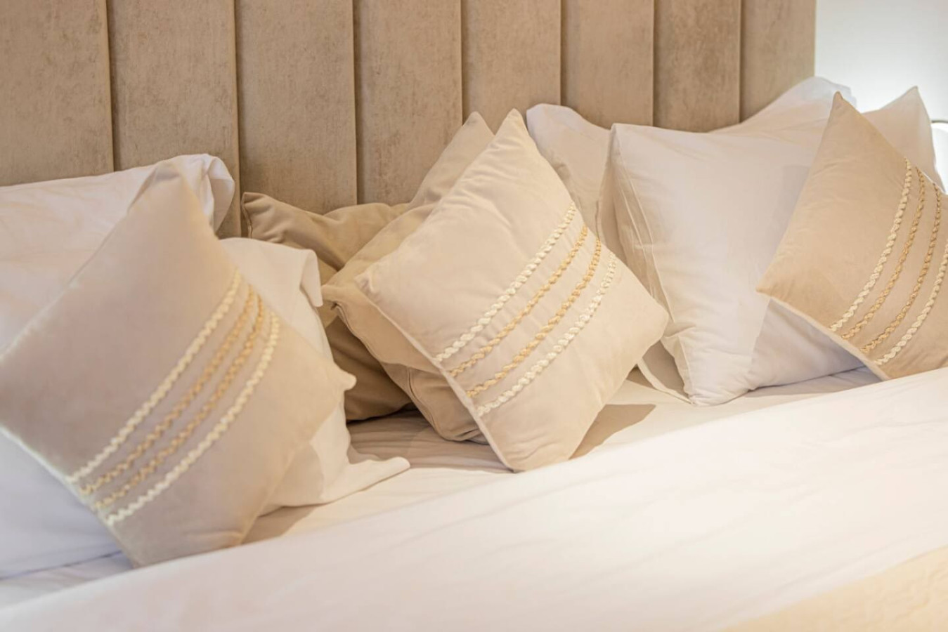 Luxury 2BR at Anantara Burj View image 41