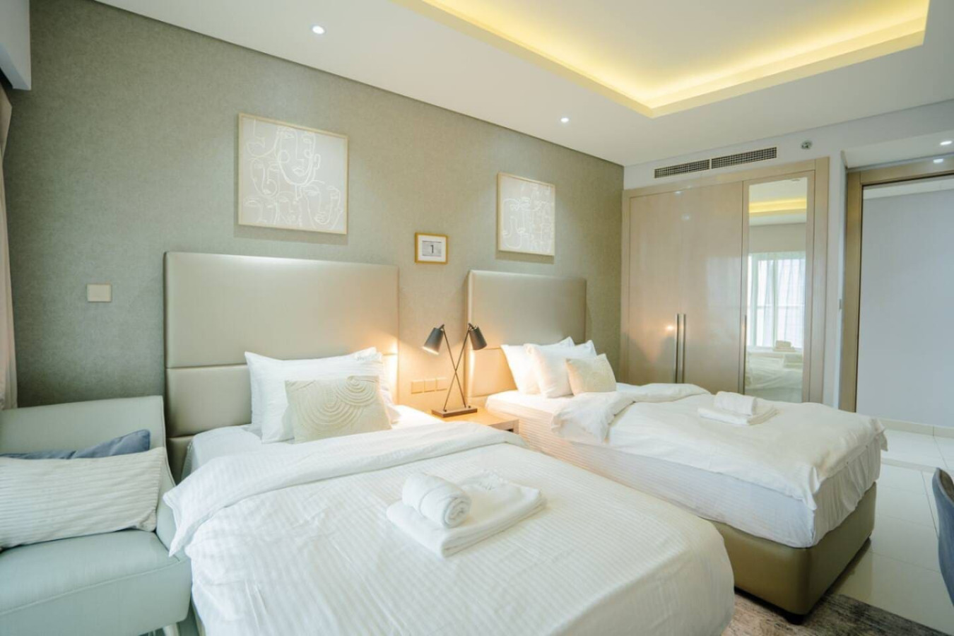 Luxury 2BR at Paramount Towers | High Floor image 21