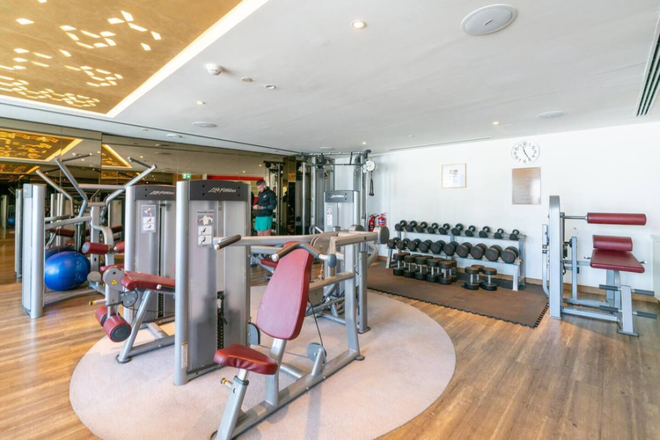 Luxury 2BR at Paramount Towers | High Floor image 4