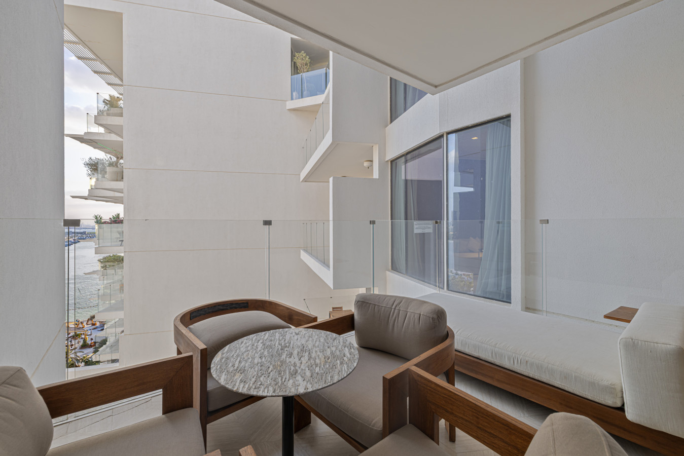 Luxury 3BR Suite at FIVE Palm Jumeirah image 37