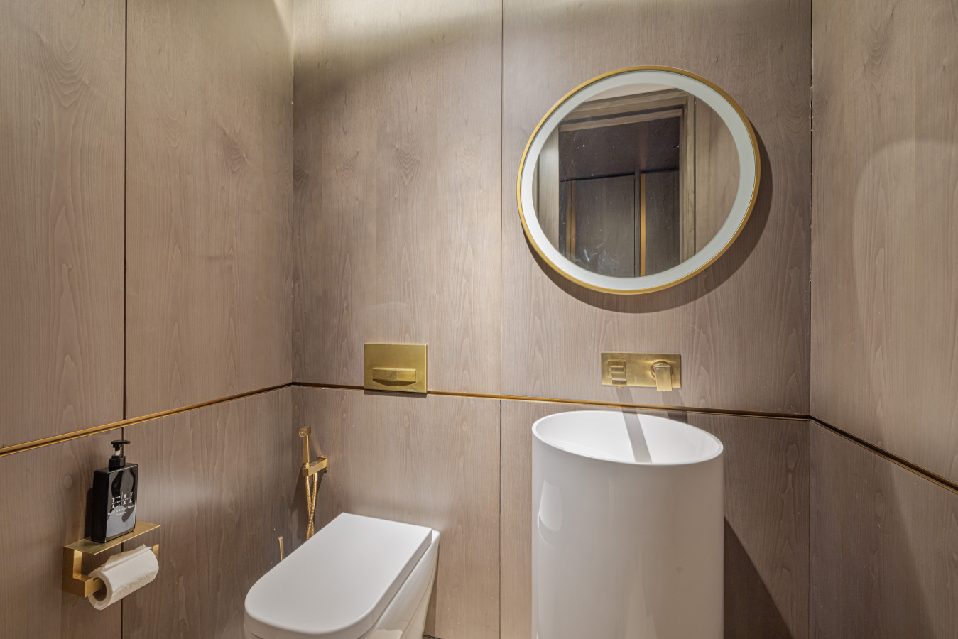Luxury 3BR Suite at FIVE Palm Jumeirah image 26