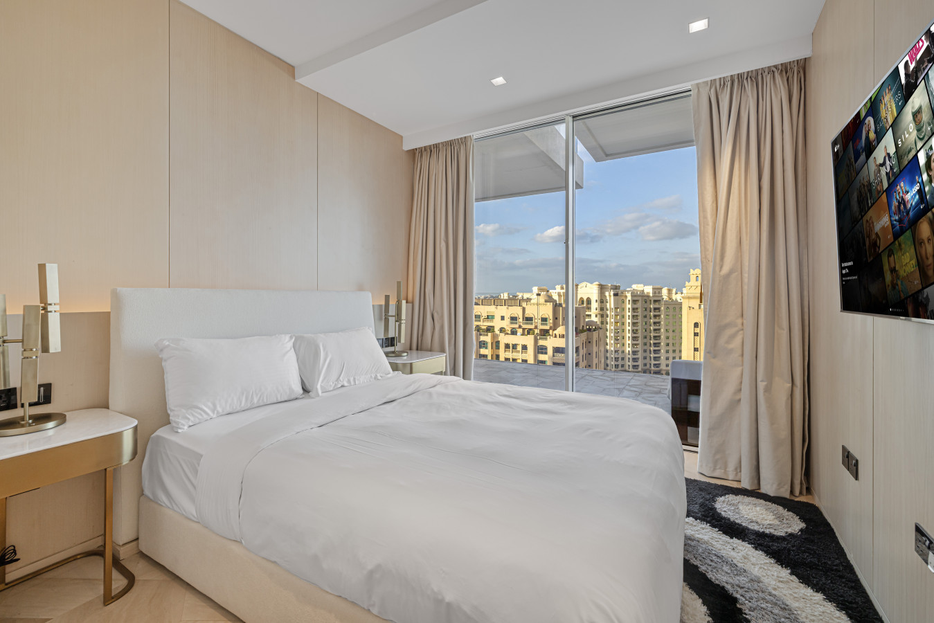 Luxury 3BR Suite at FIVE Palm Jumeirah image 13
