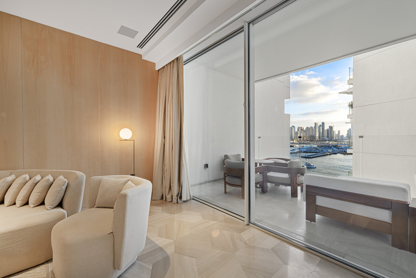 Luxury 3BR Suite at FIVE Palm Jumeirah image 41