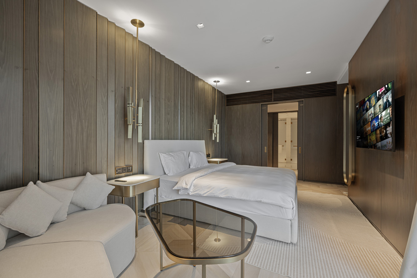 Luxury 3BR Suite at FIVE Palm Jumeirah image 31