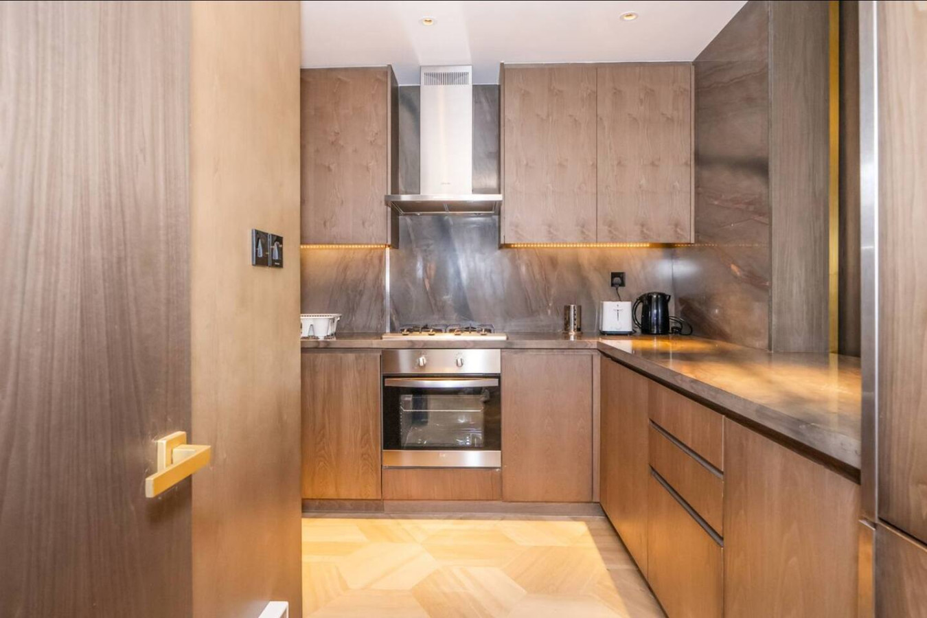 Luxury 2BR at FIVE Palm Jumeirah, Sea View image 17