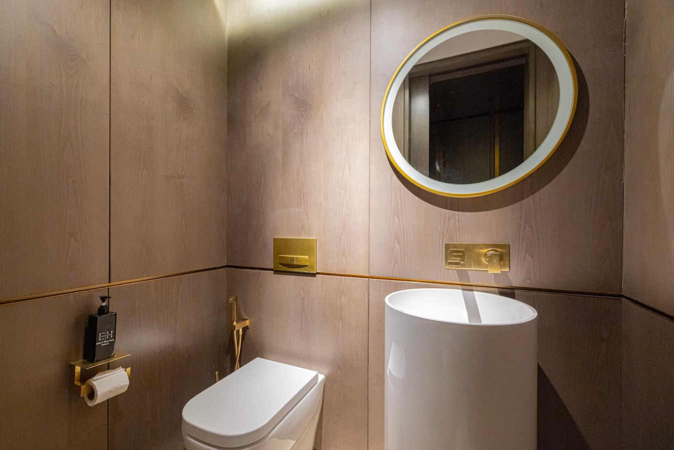 Luxury 2BR at FIVE Palm Jumeirah, Sea View image 12