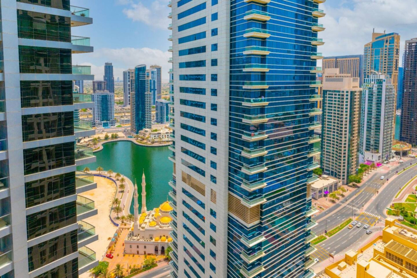2BR Marina View | Royal Oceanic image 14