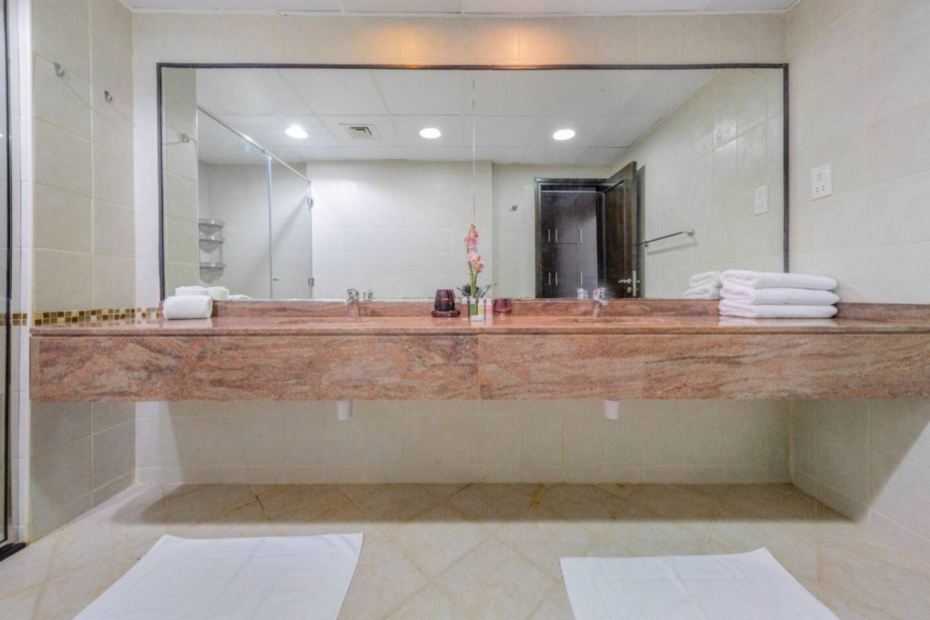 2BR Marina View | Royal Oceanic image 24