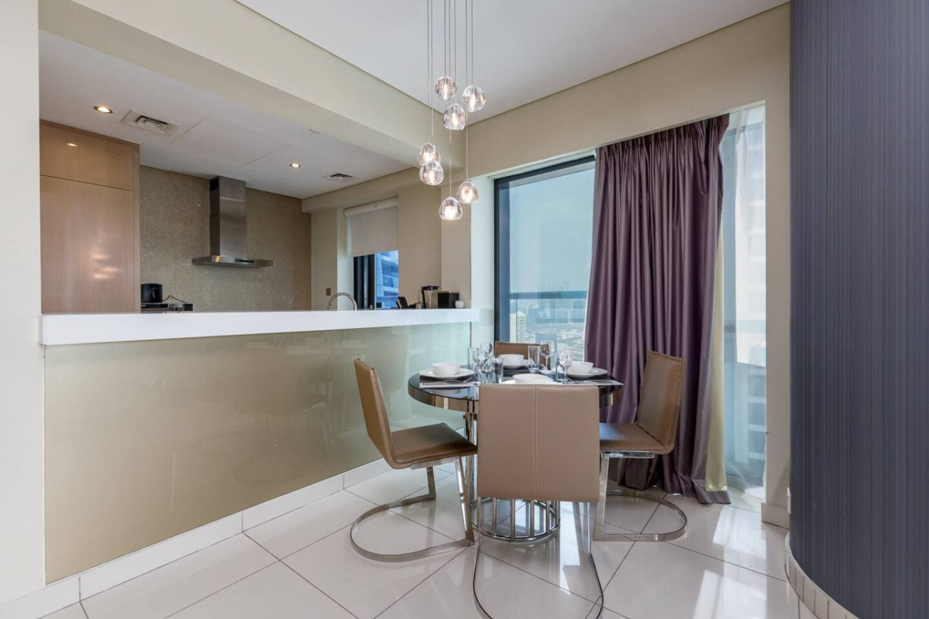 Elegant 2BR, 5 Min to Dubai Mall image 18