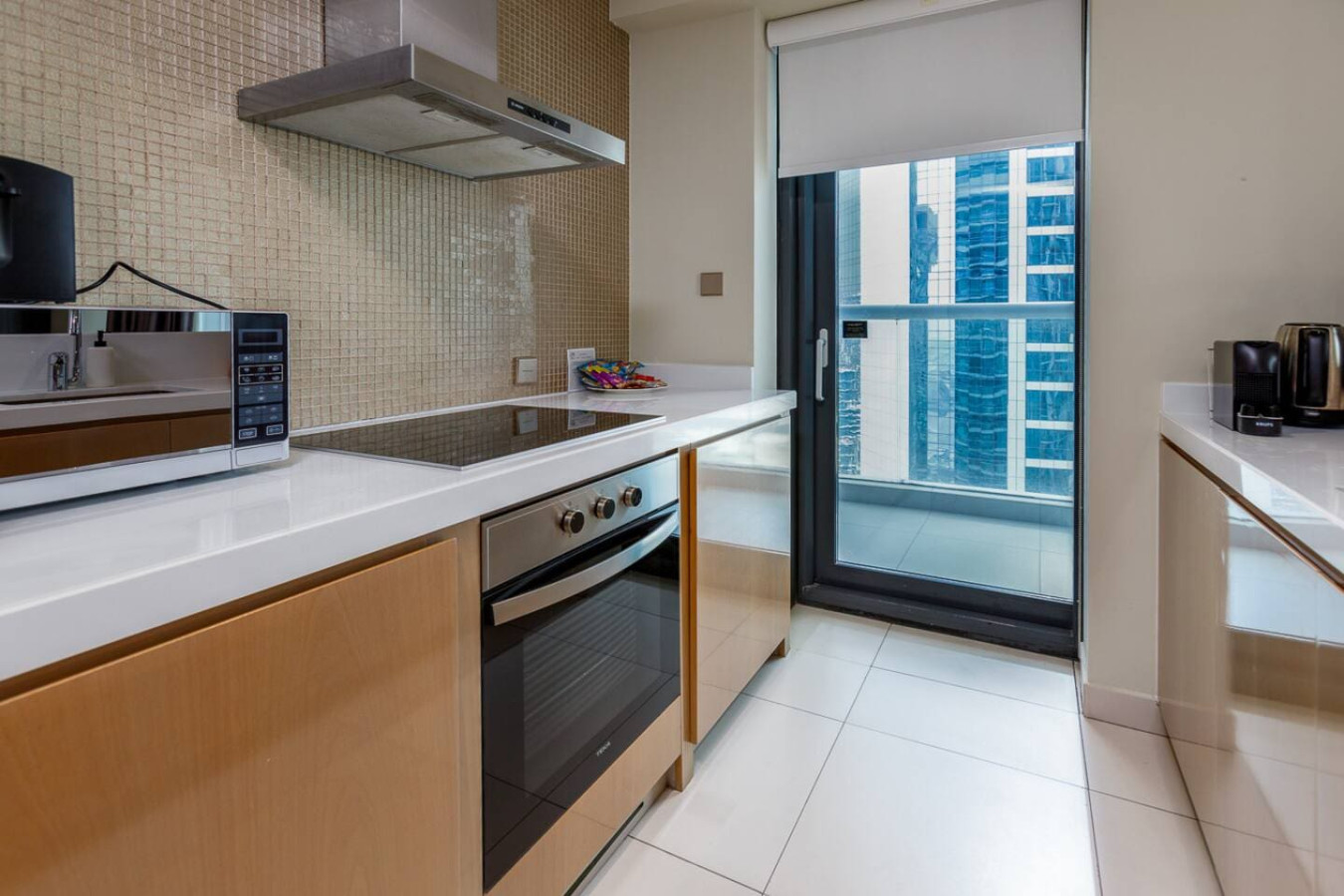 Elegant 2BR, 5 Min to Dubai Mall image 15