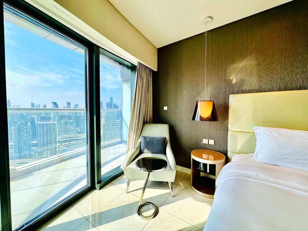 Luxury 3BR Stay with Burj View image 5