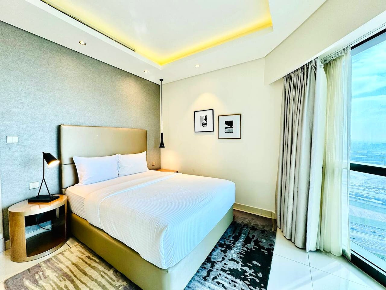 Luxury 3BR Stay with Burj View image 8