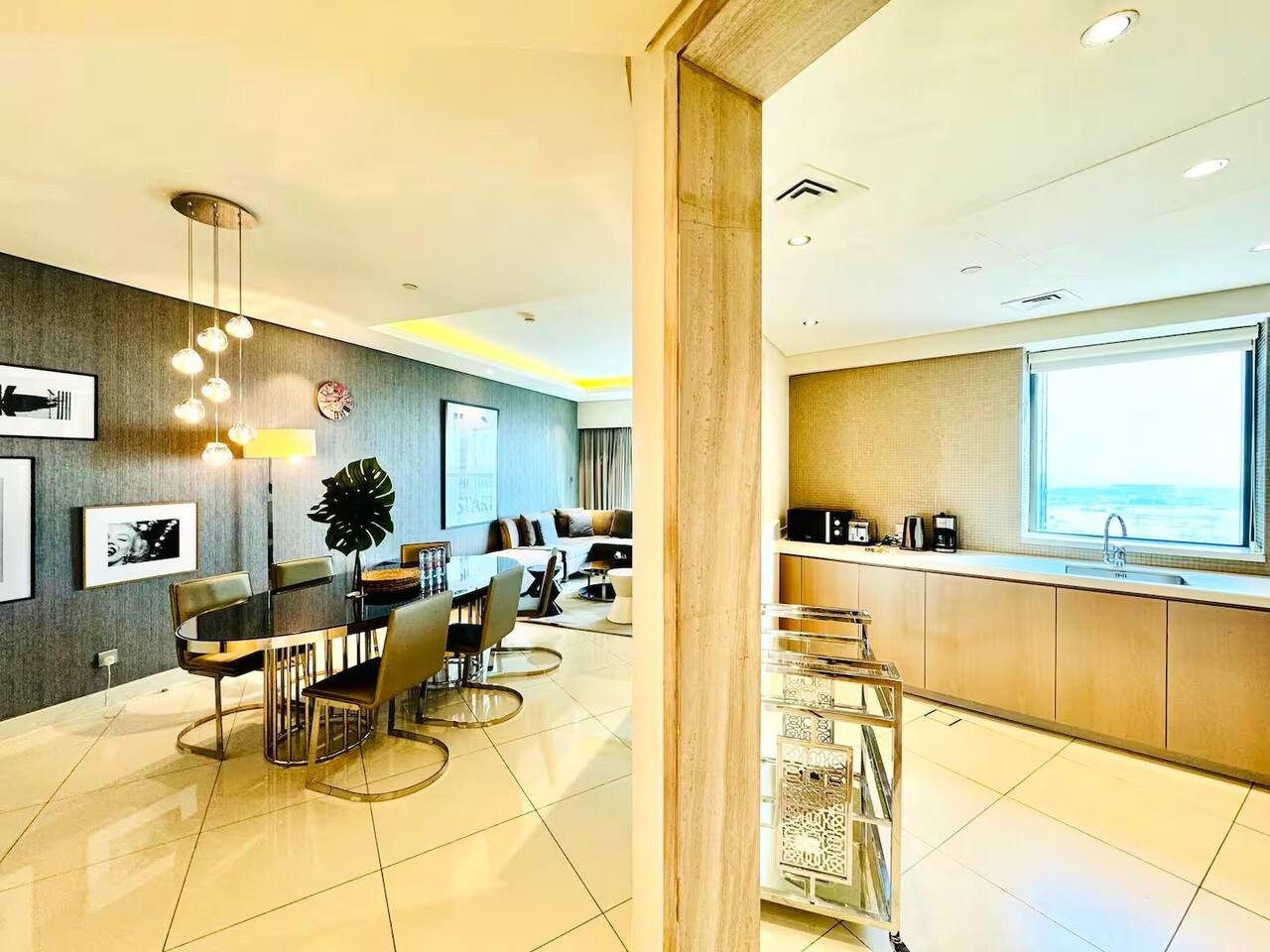 Luxury 3BR Stay with Burj View image 12