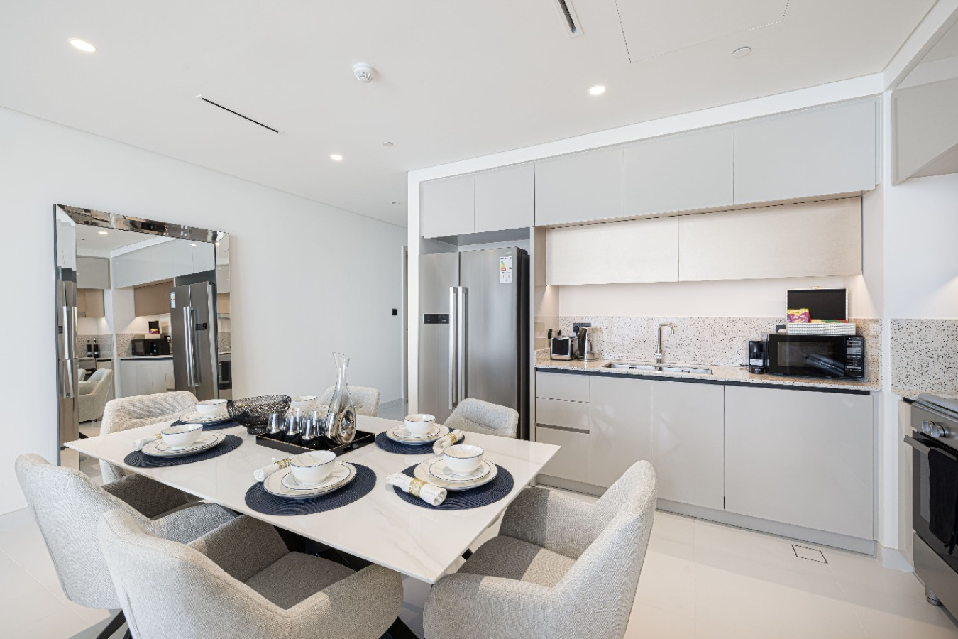 Luxury 3BR Marina Vista | Palm image 47