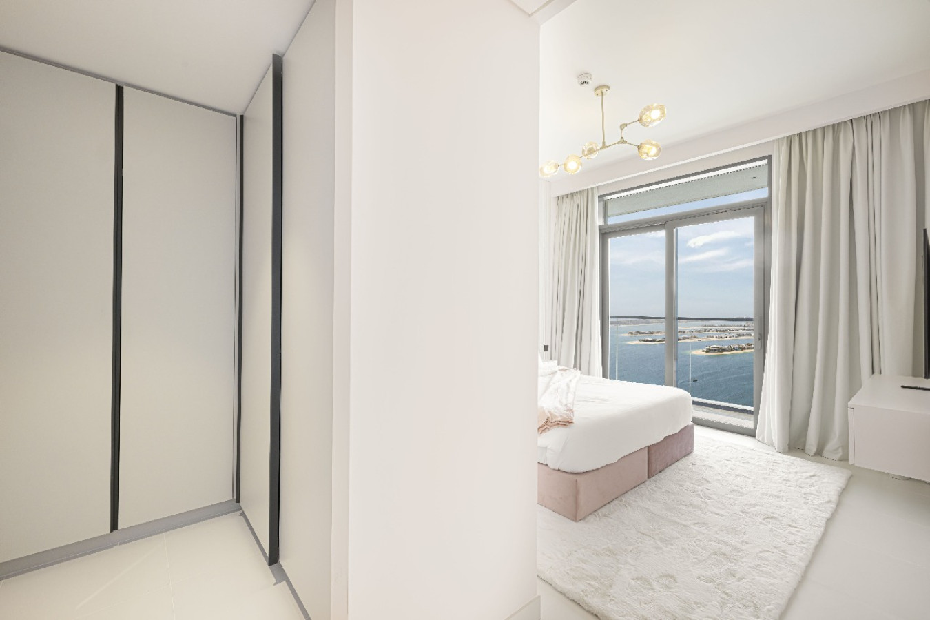Luxury 3BR Marina Vista | Palm image 44