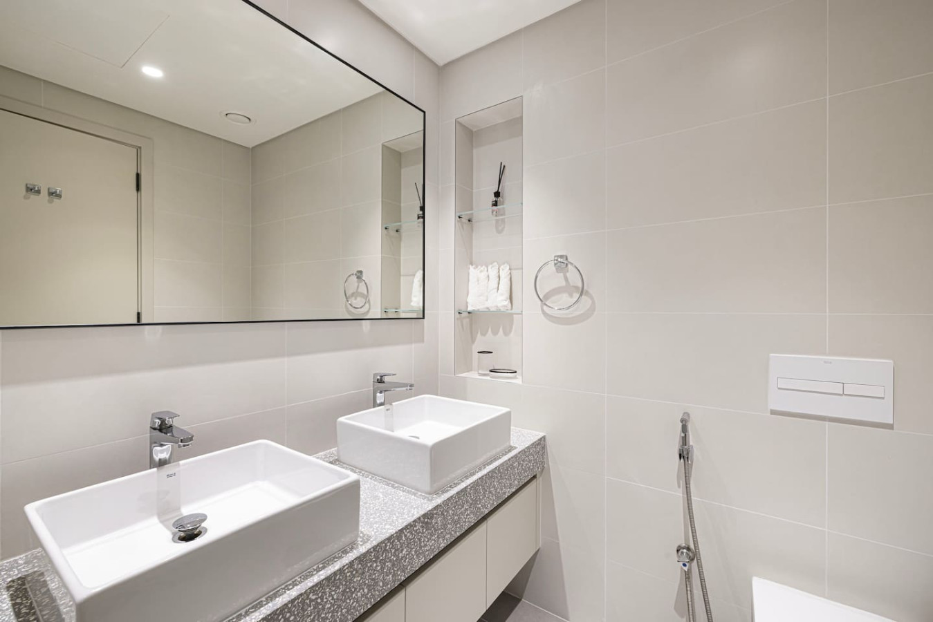 Luxury 3BR Marina Vista | Palm image 42