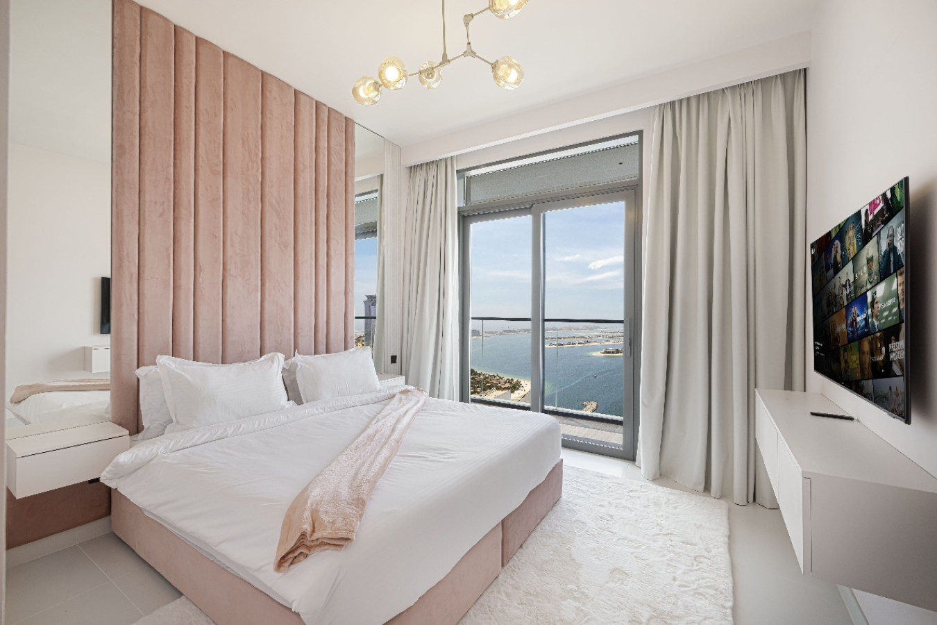 Luxury 3BR Marina Vista | Palm image 46