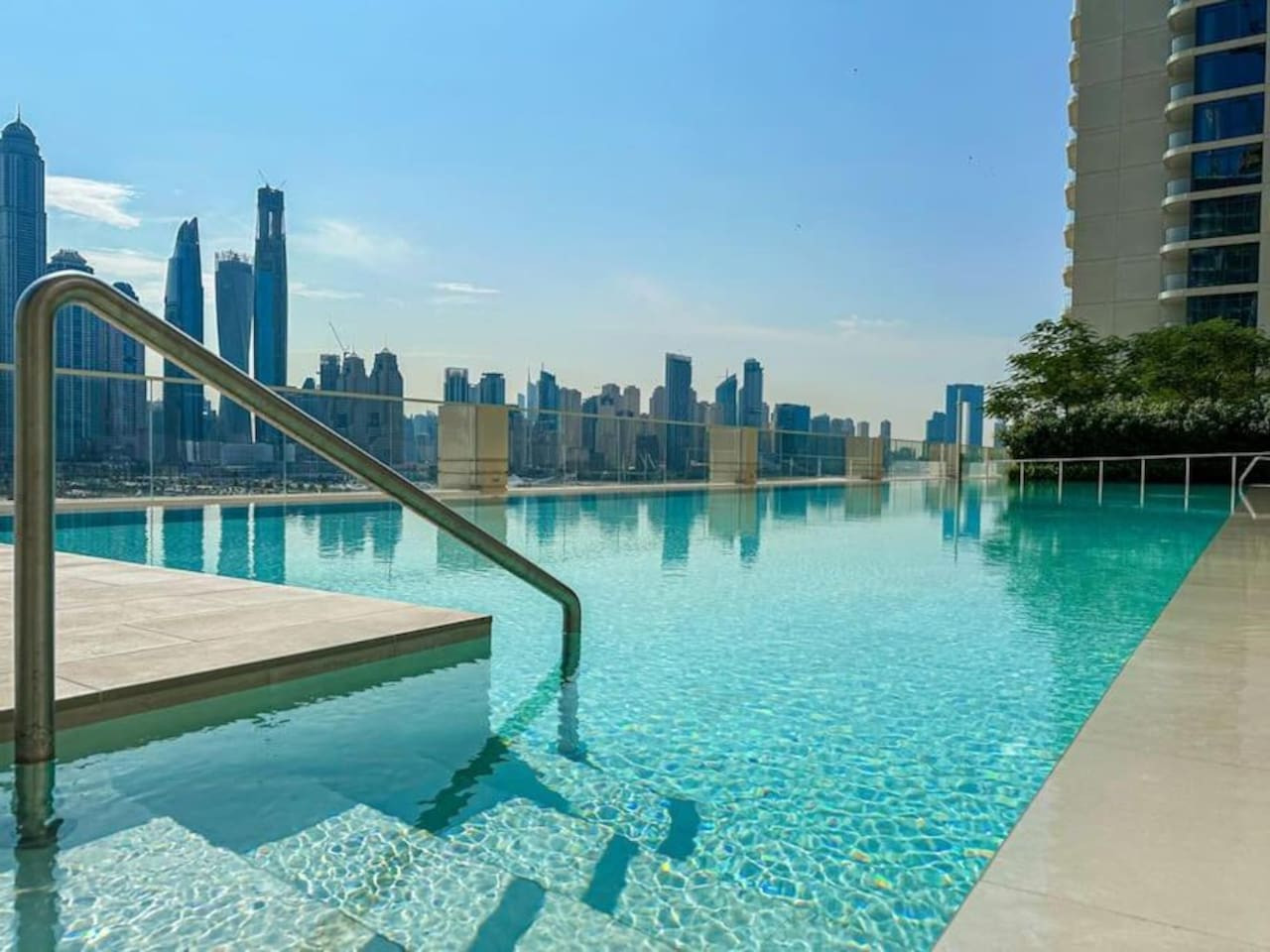 Luxury 3BR Marina Vista | Palm image 32