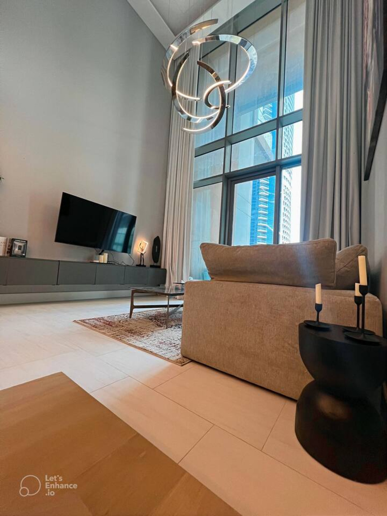 Luxury 1BR Sky Villa near Burj Khalifa & Mall