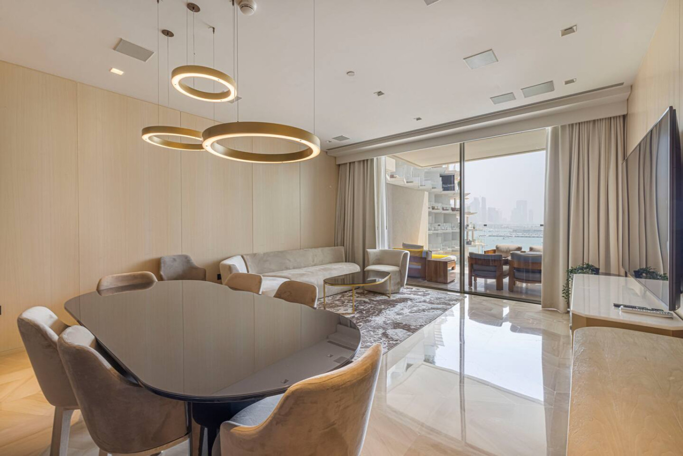 Elegant 2BR with Marina View at FIVE Palm image 9