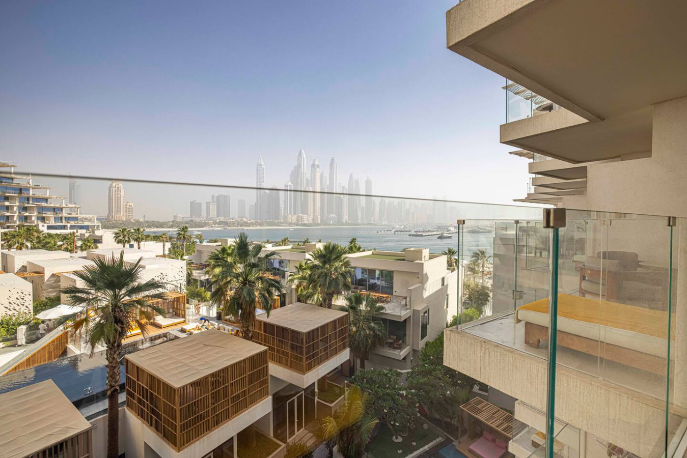 Luxury 1BR at FIVE Palm | Sea View Paradise image 7