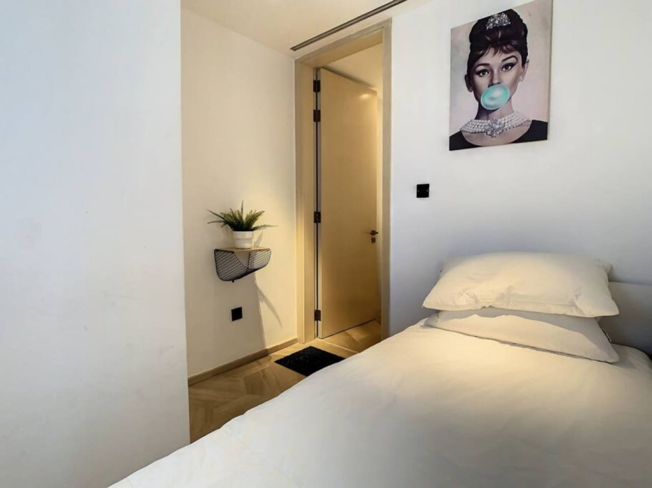 Amazing 2-Bedroom with Burj Al Arab View image 14