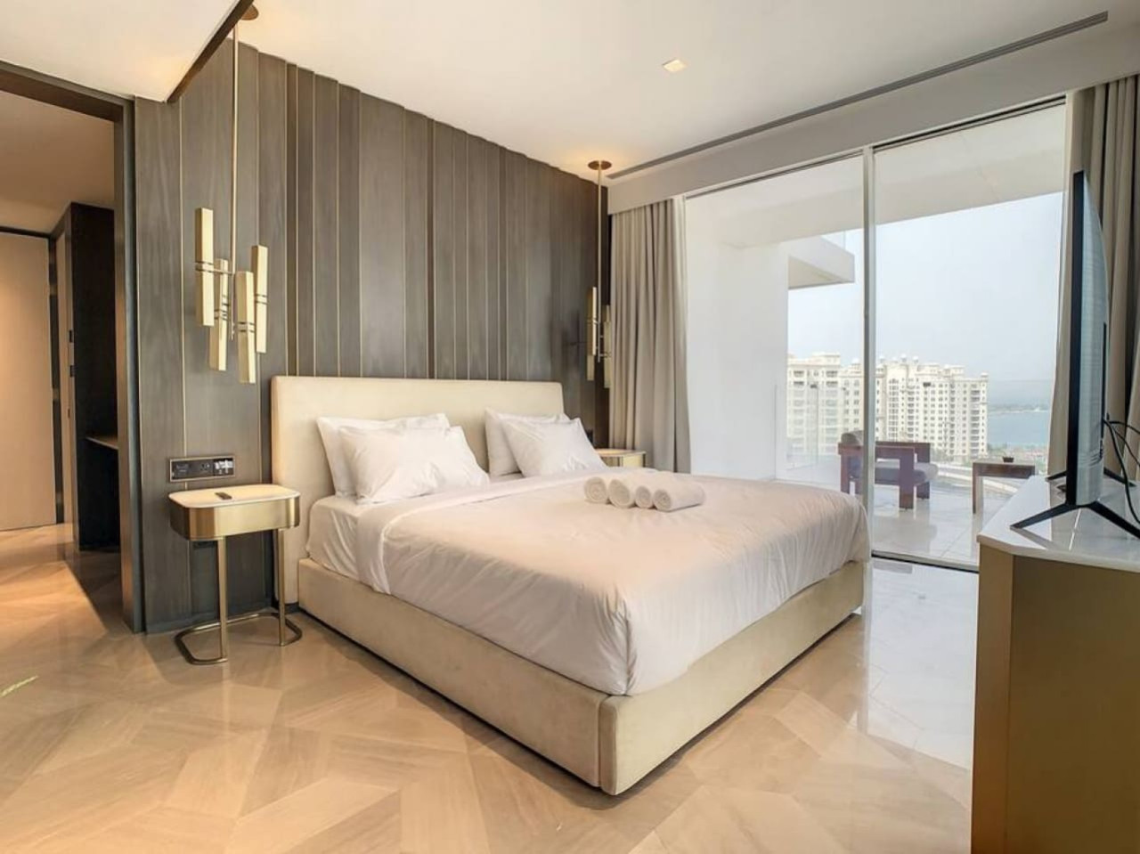 Amazing 2-Bedroom with Burj Al Arab View image 7