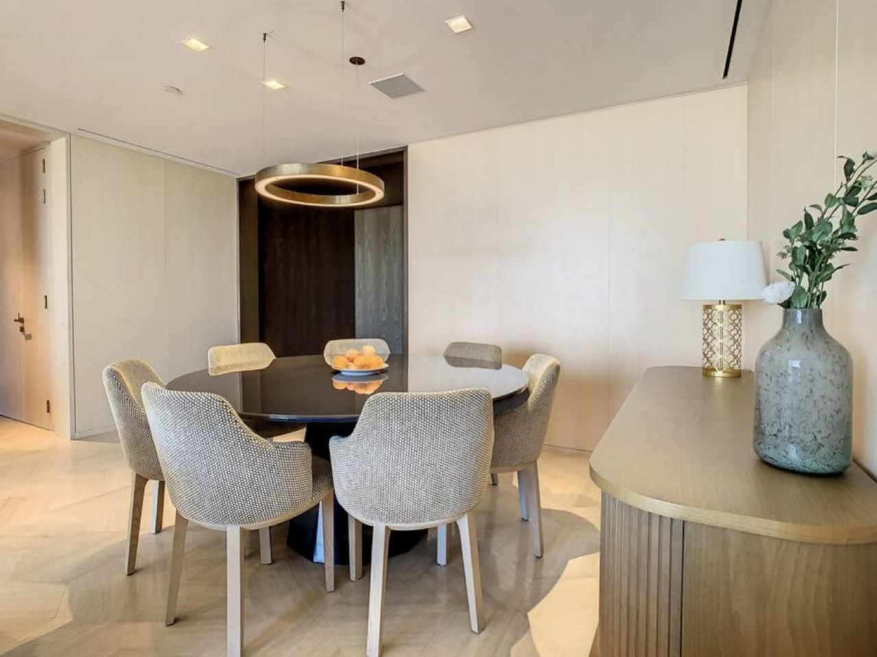 Amazing 2-Bedroom with Burj Al Arab View image 22
