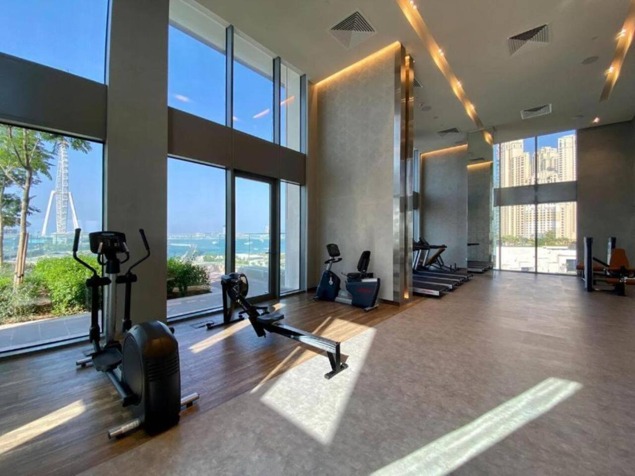 Luxury Sea View 1BR in JBR | Bluewaters Access image 7