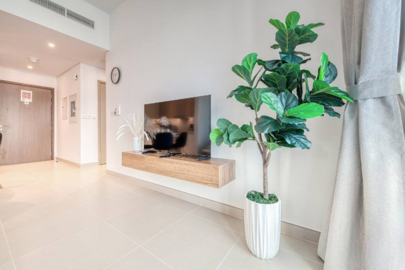 Luxury Sea View 1BR in JBR | Bluewaters Access image 17