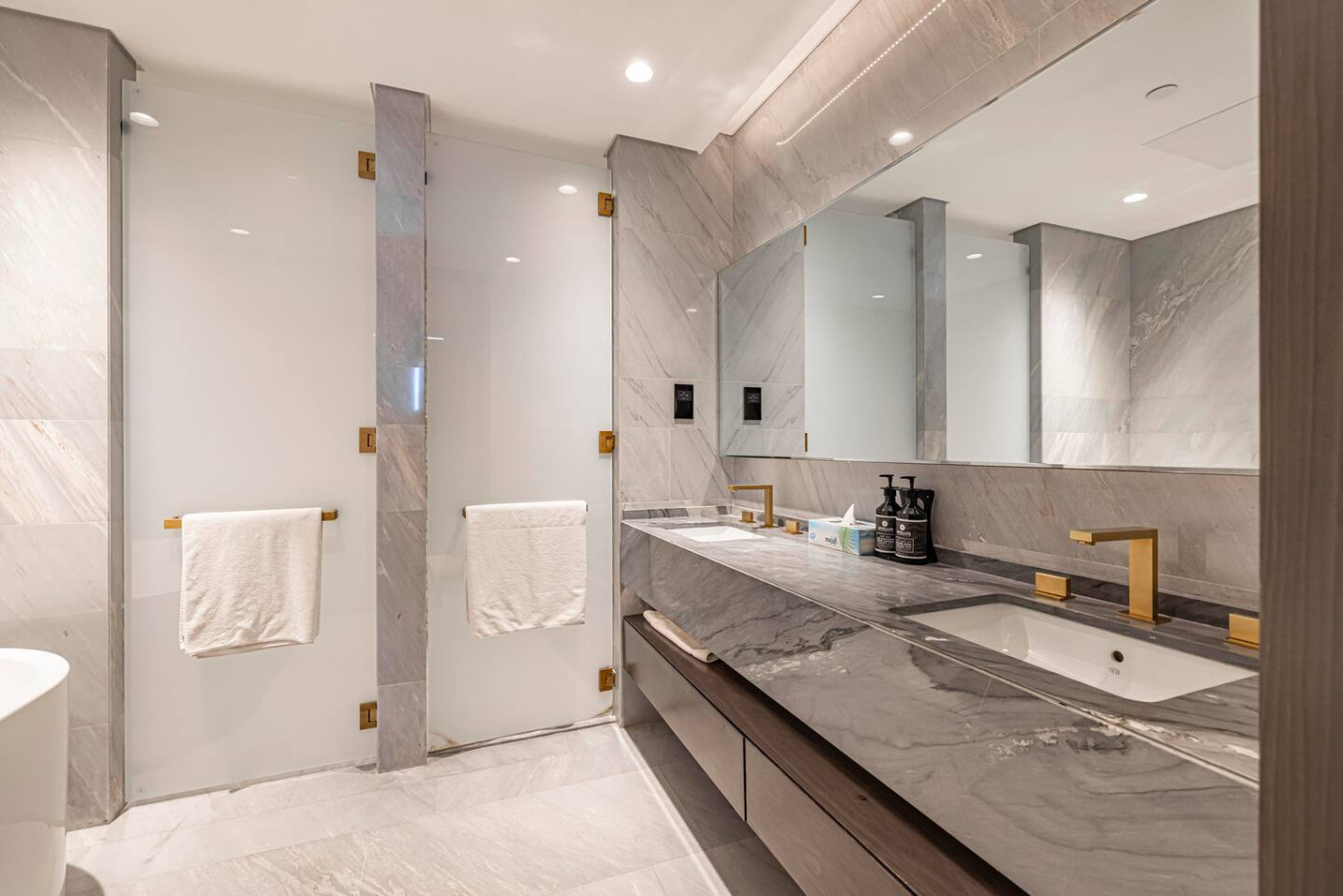 Elegant 2BR at FIVE Palm | Sea View & Pool Access image 15
