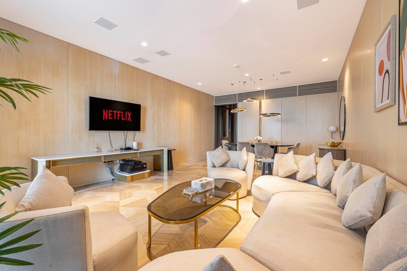 Luxury 3BR | FIVE Palm Beach Access image 53