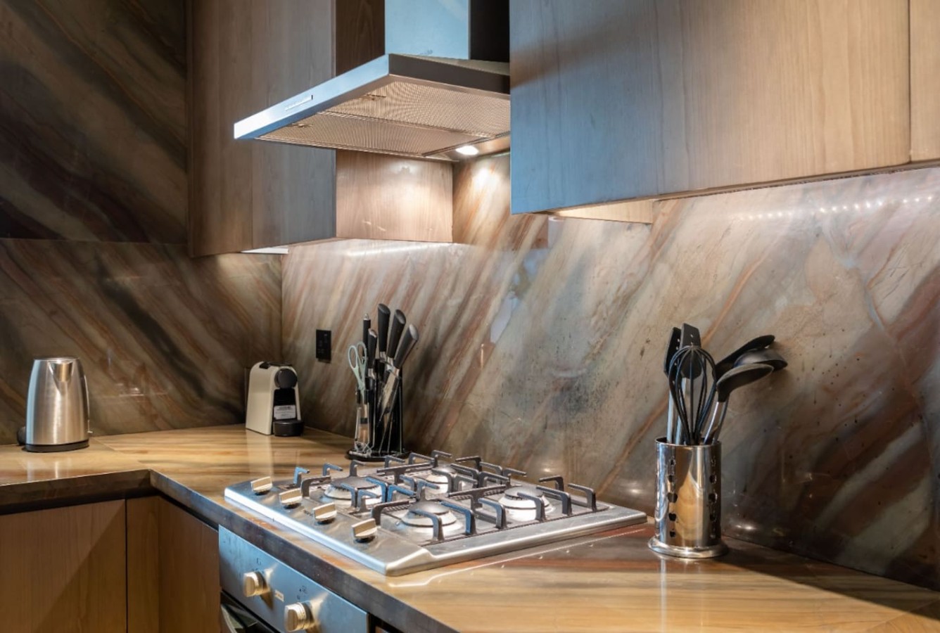 Luxury 3BR | FIVE Palm Beach Access image 47