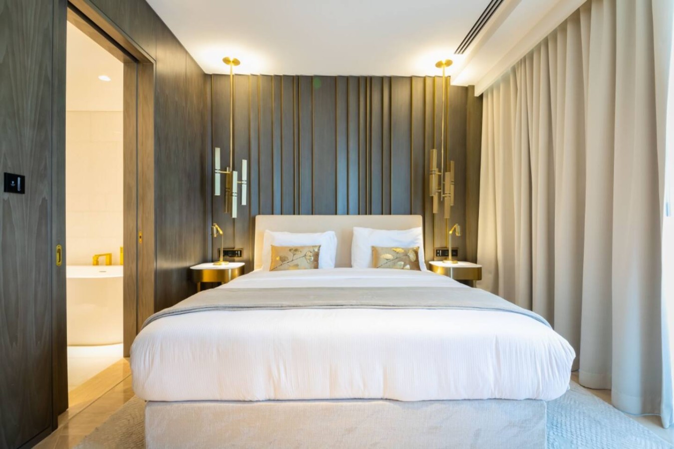 Luxury 3BR | FIVE Palm Beach Access image 45
