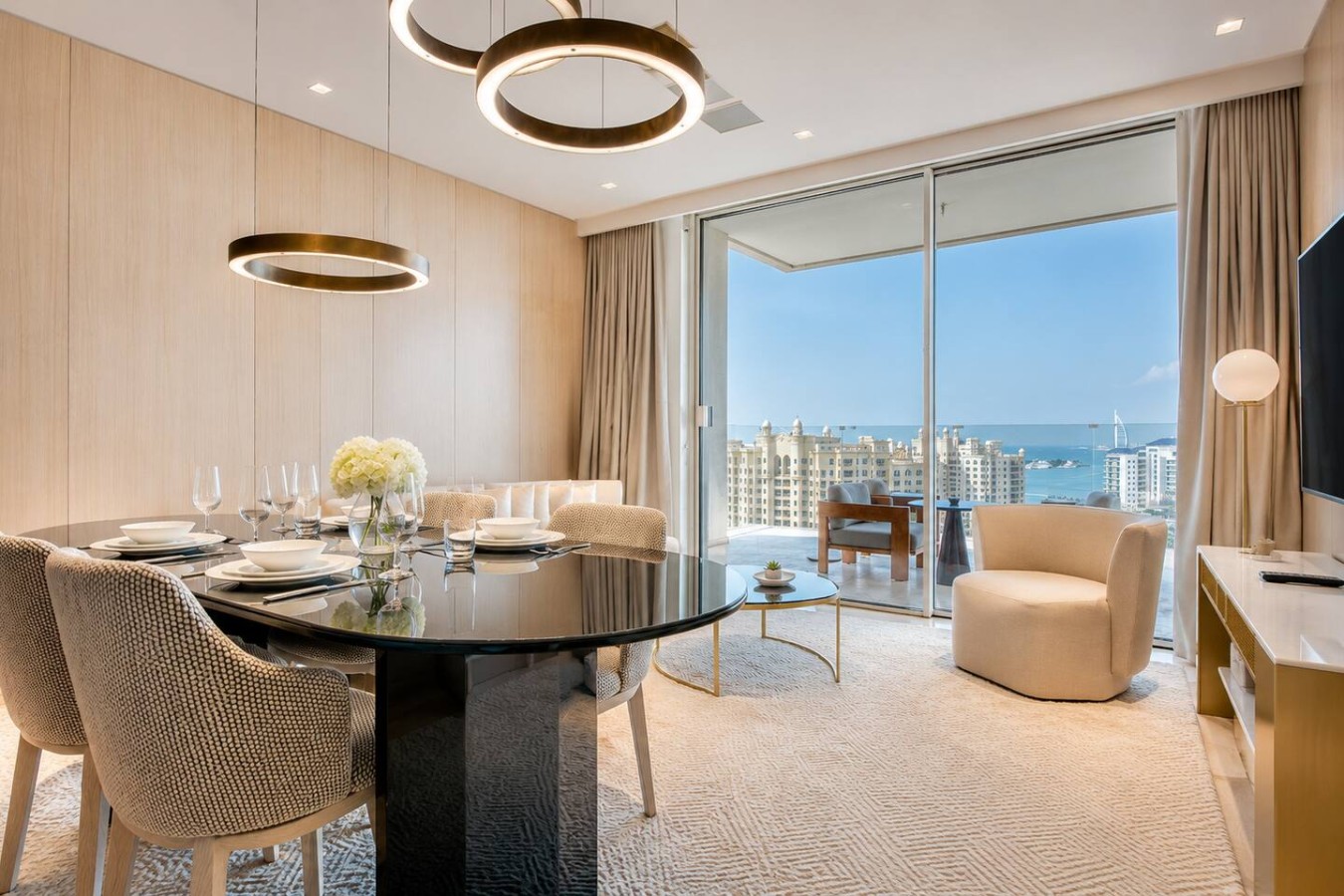 FIVE Palm 1BR | High Floor & Burj View image 2