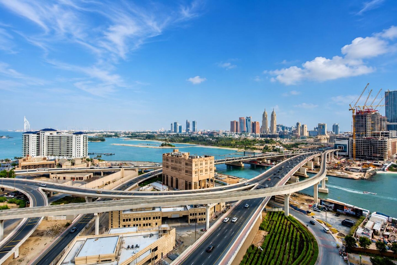 FIVE Palm 1BR | High Floor & Burj View image 13
