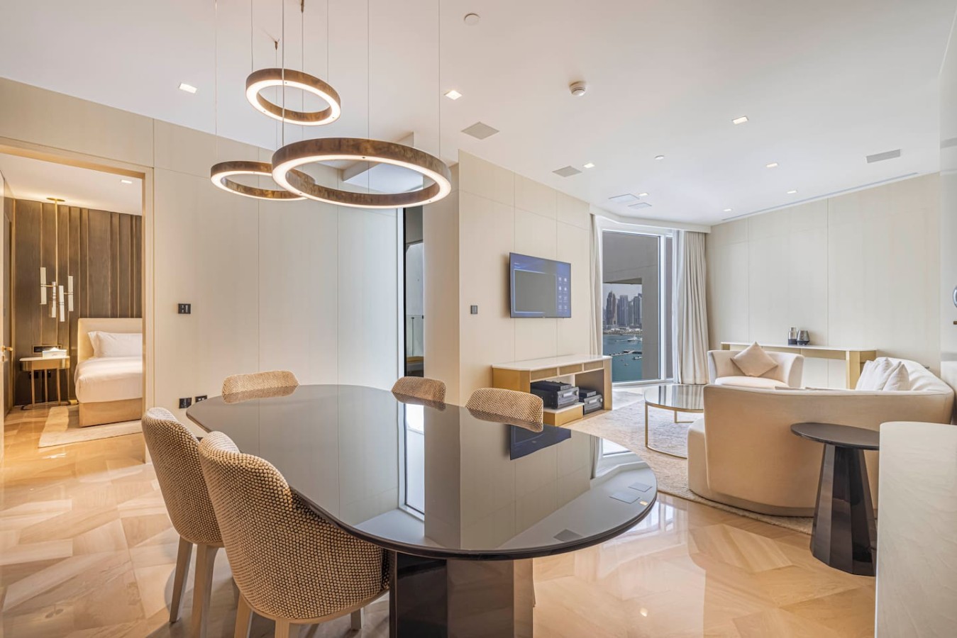 High Floor Corner 1BR | FIVE Palm, Marina view image 2