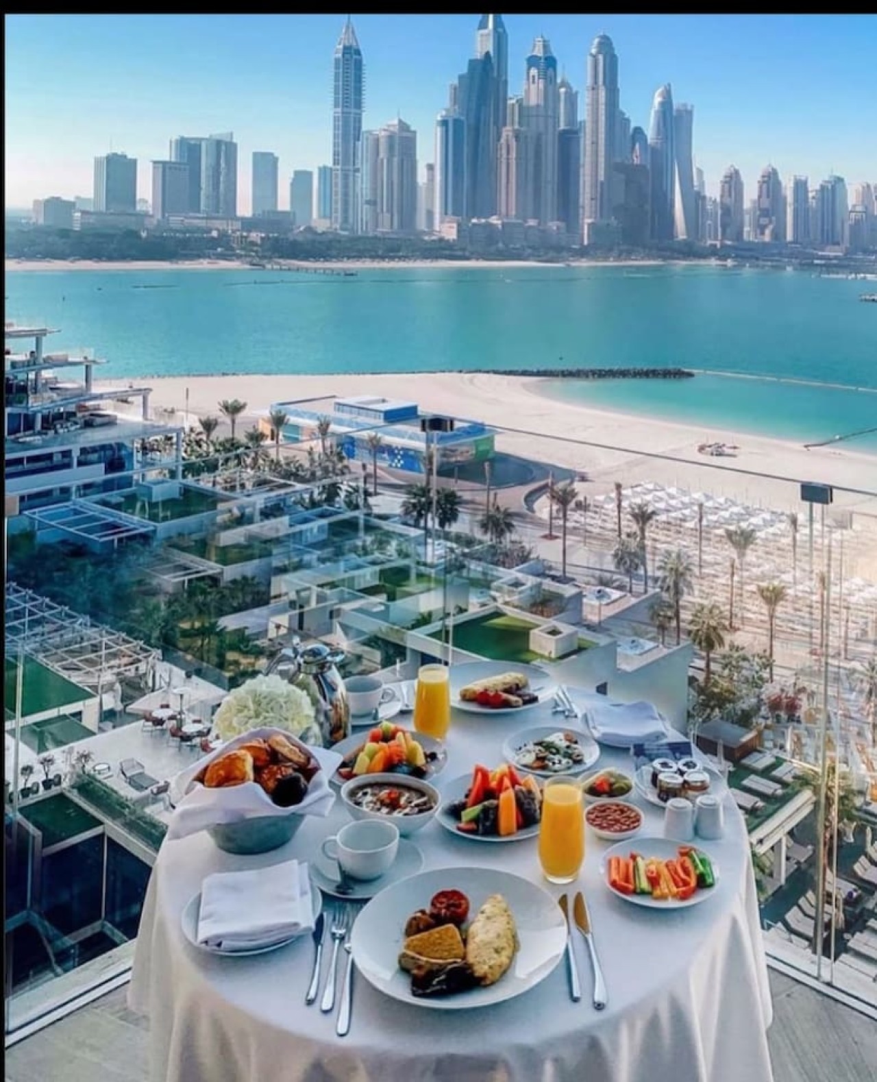 Elegant 1BR at FIVE Palm | Burj Al Arab View image 19