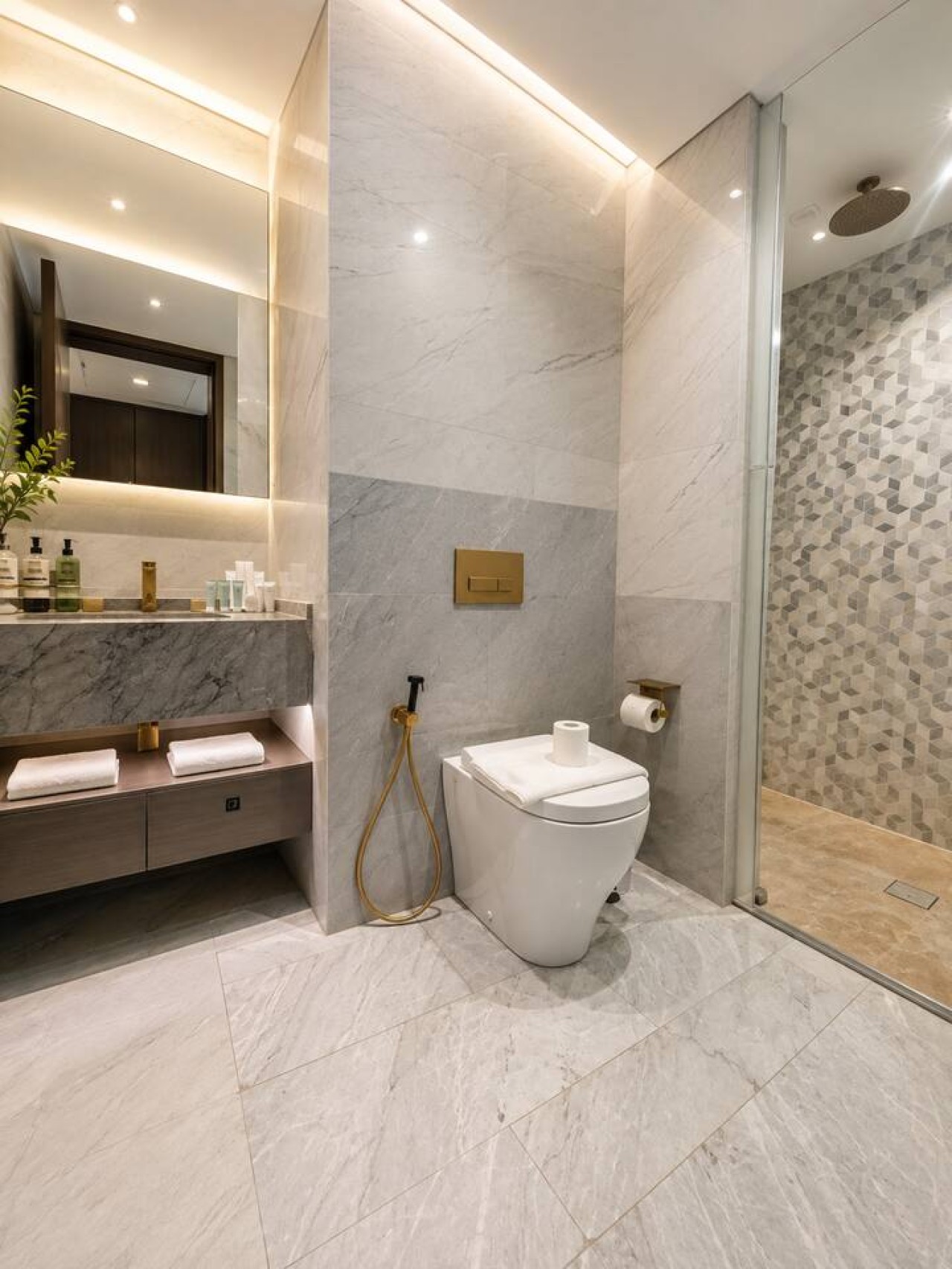 Luxury 2BR at FIVE Palm with Garden View image 10