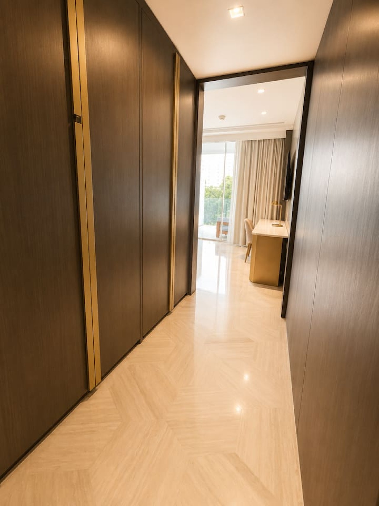 Luxury 2BR at FIVE Palm with Garden View image 6