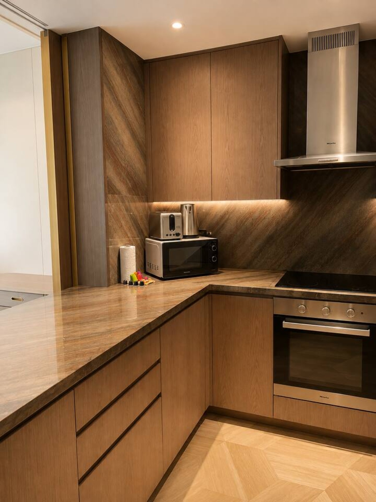 Luxury 2BR at FIVE Palm with Garden View image 22