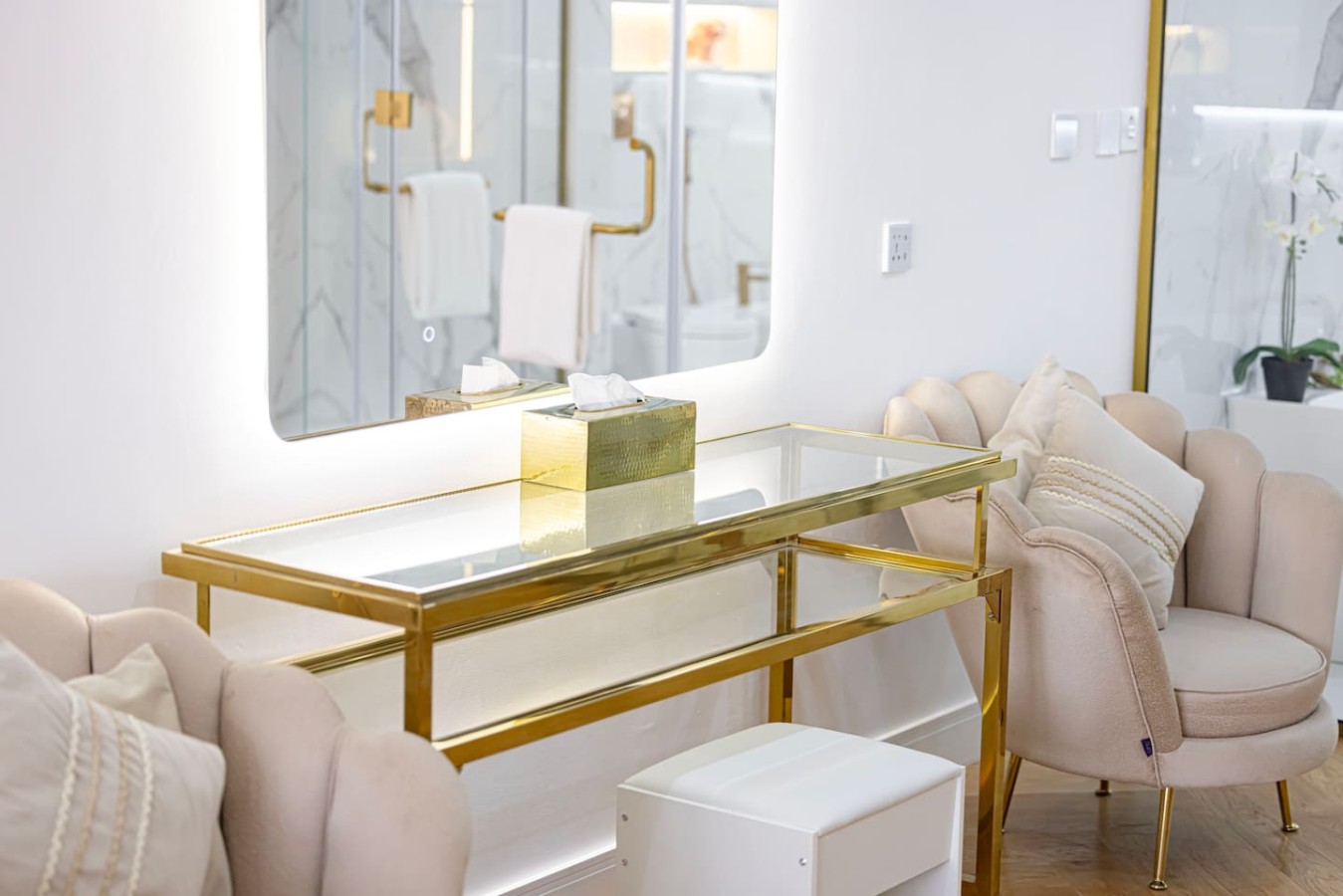 Upgraded 2BR at Anantara | Burj Al Arab View image 48