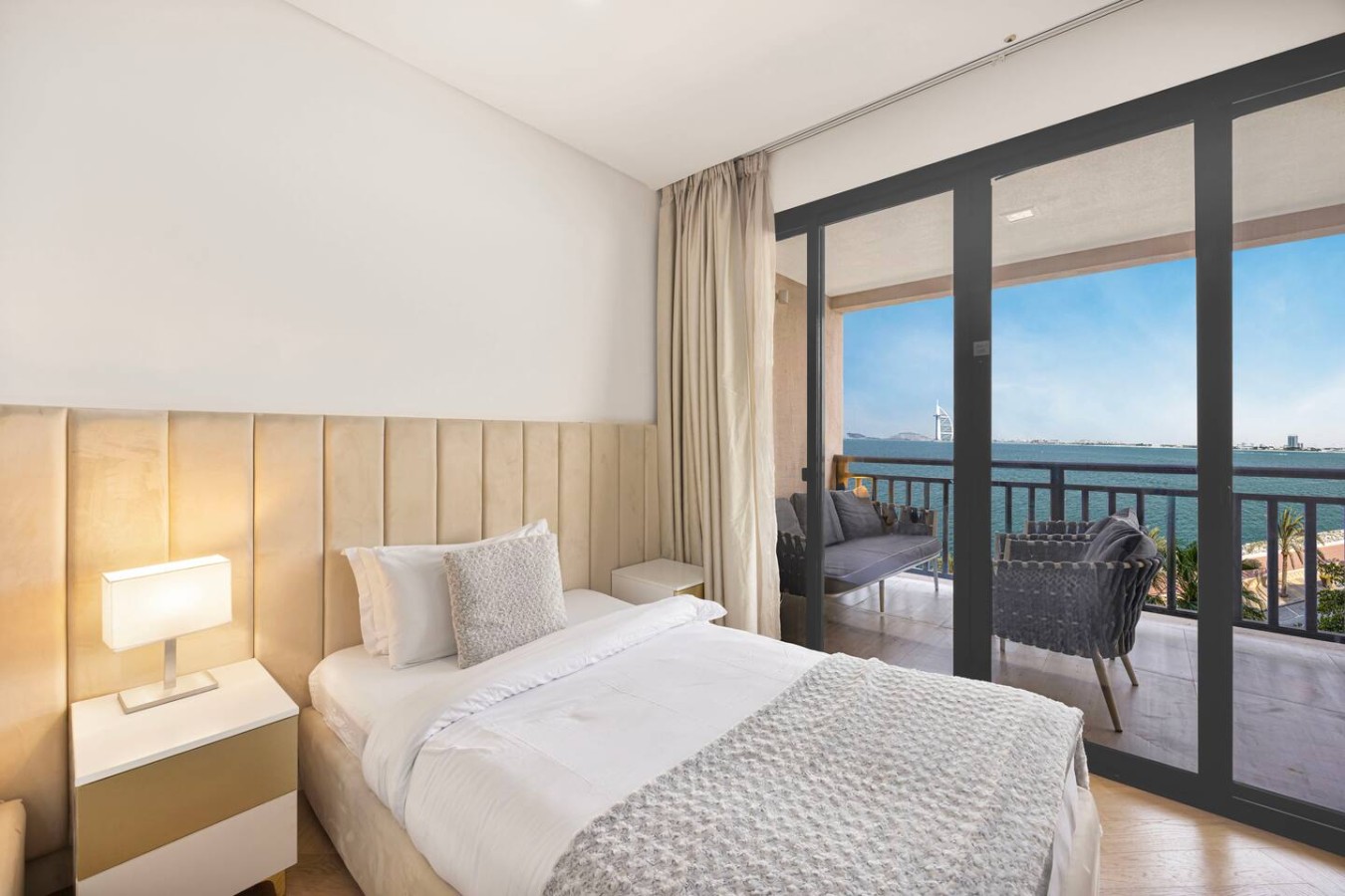 Upgraded 2BR at Anantara | Burj Al Arab View image 29